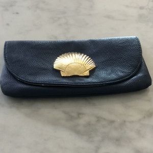 Summer clutch